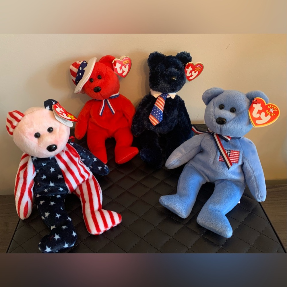 4  TY Beanie Babies (Bears)